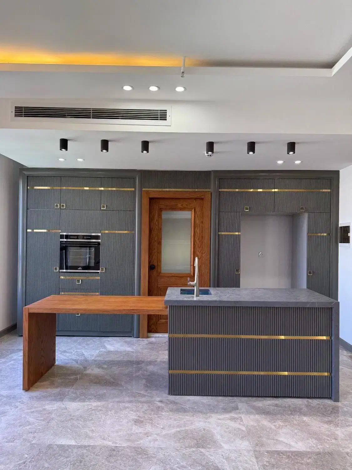 208متر/حاشیه الهیه/چشم انداز بینظیر/متریال VIP|فروش آپارتمان|مشهد, الهیه|دیوار