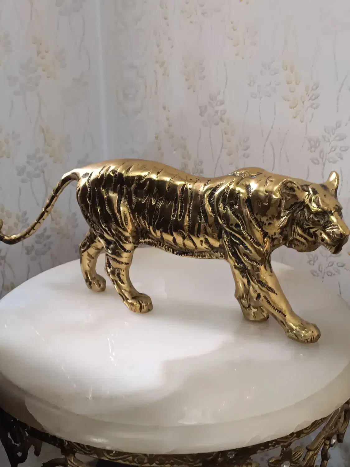 مجسمه برنجی|مجسمه، تندیس، ماکت|رباط‌کریم, نصیرشهر|دیوار