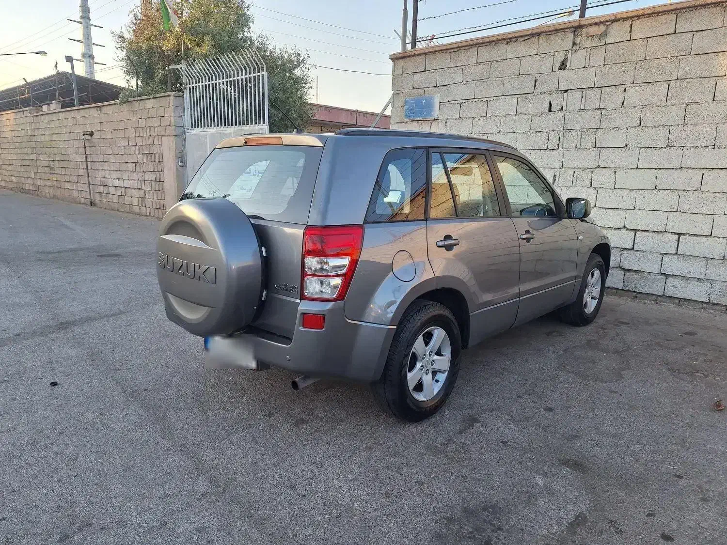 ویتارا ۲۴۰۰ خیلی سالم|خودرو سواری و وانت|پاسارگاد, |دیوار