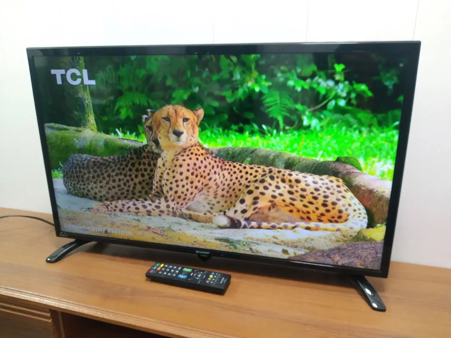 ال ای دی ۳۲اینج شارپ درحدصفر۲ماه کارنکرده|تلویزیون و پروژکتور|سنندج, |دیوار