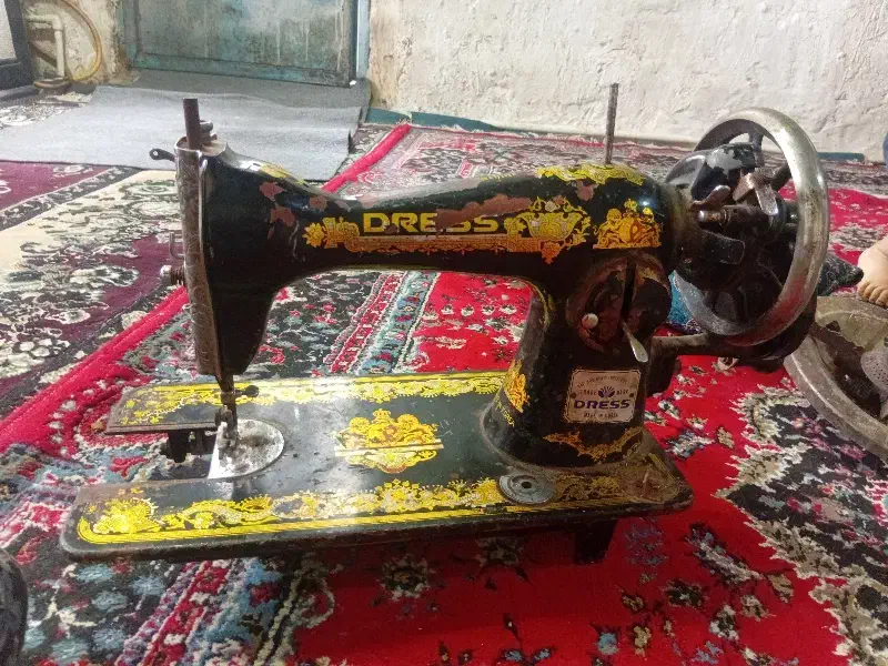 چرخ خیاطی|چرخ خیاطی و ریسندگی|نگین شهر, |دیوار