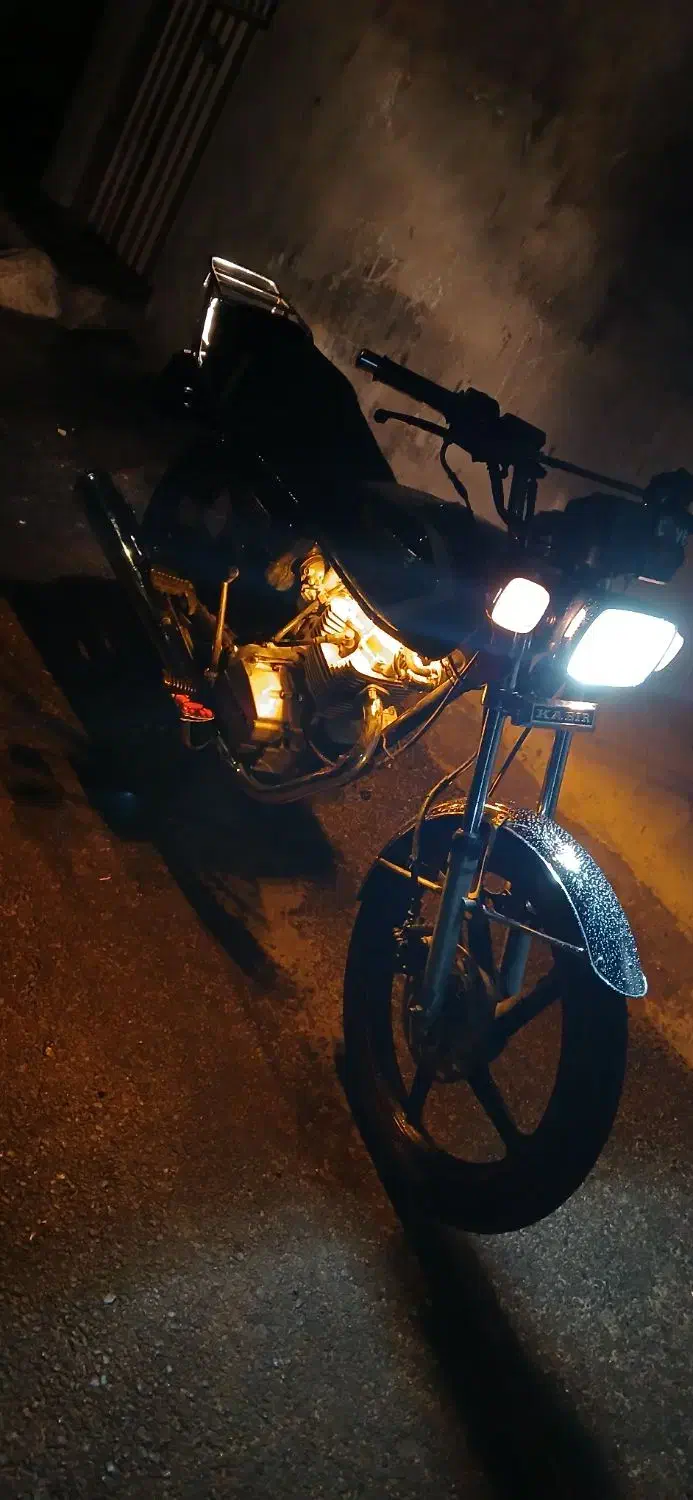 موتور ۲۰۰cc کبیر کاربرات|موتورسیکلت|تبریز, |دیوار