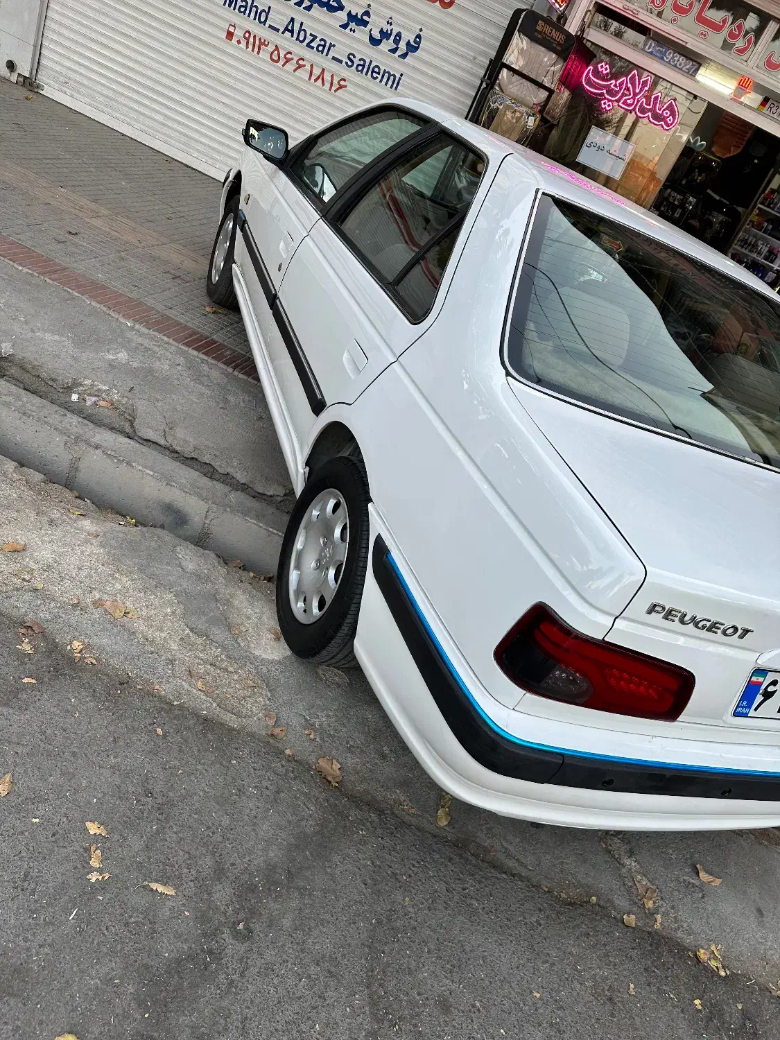 پارس سال|خودرو سواری و وانت|اصفهان, درب کوشک|دیوار