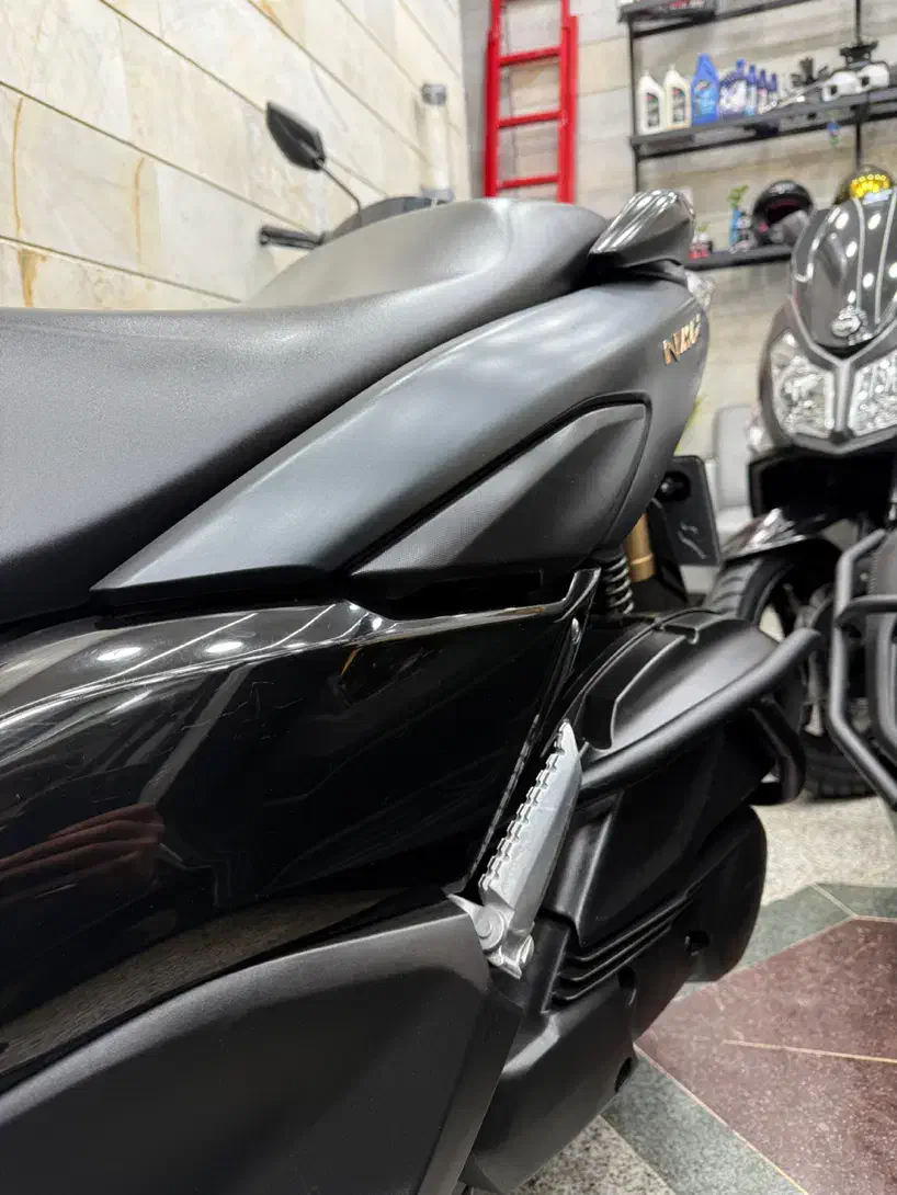 یاماها NMAX انمکس ان مکس درحد خشک 1402|موتورسیکلت|تهران, منیریه|دیوار