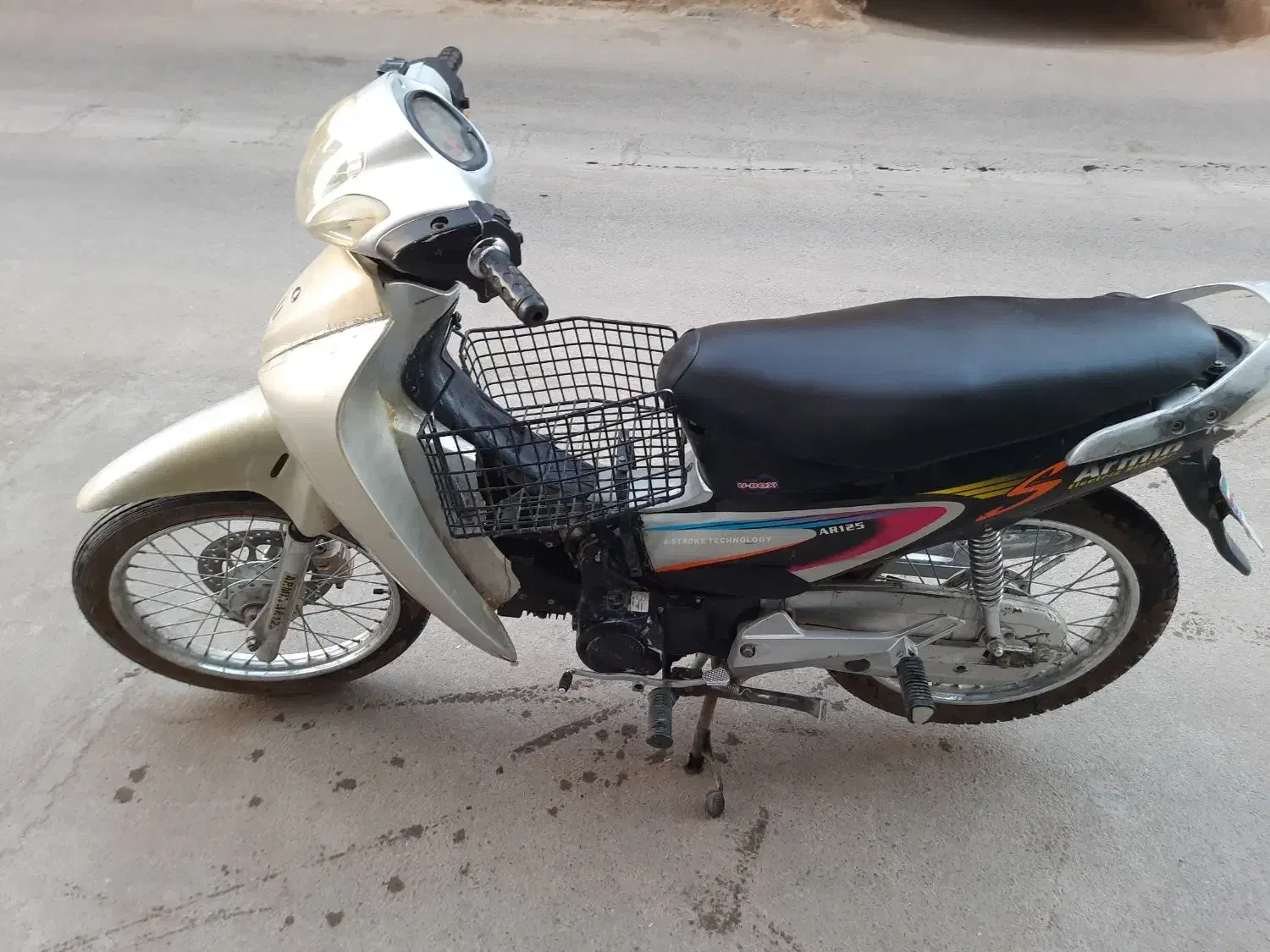 موتور بی کلاچ آرمین ۱۲۵|موتورسیکلت|نجف‌آباد, سعدی|دیوار