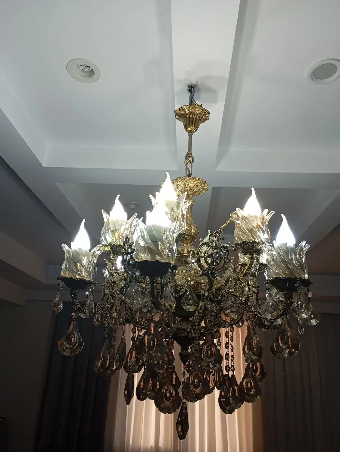 لوستر برنجی ۱۲شعله|لوستر و چراغ آویز|تهران, دهقان|دیوار