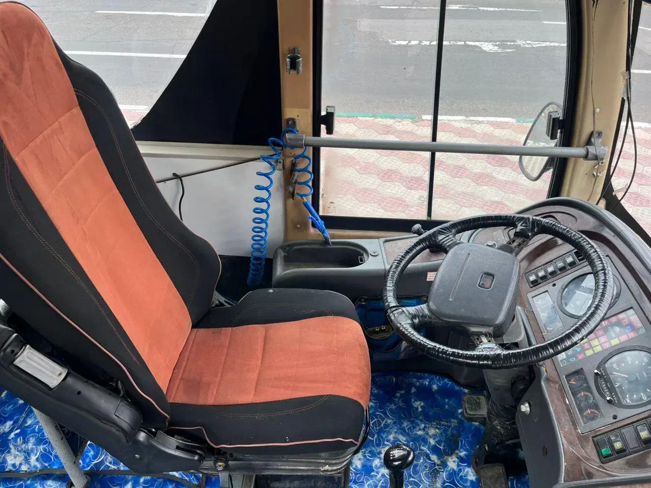 میدل باس یوتانک 1384 نقد/اقساط چکی|خودرو سنگین|تهران, تهرانسر غربی|دیوار