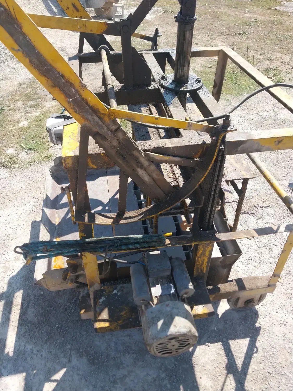 بلوک زن4تایی|ماشین‌آلات صنعتی|دزفول, |دیوار