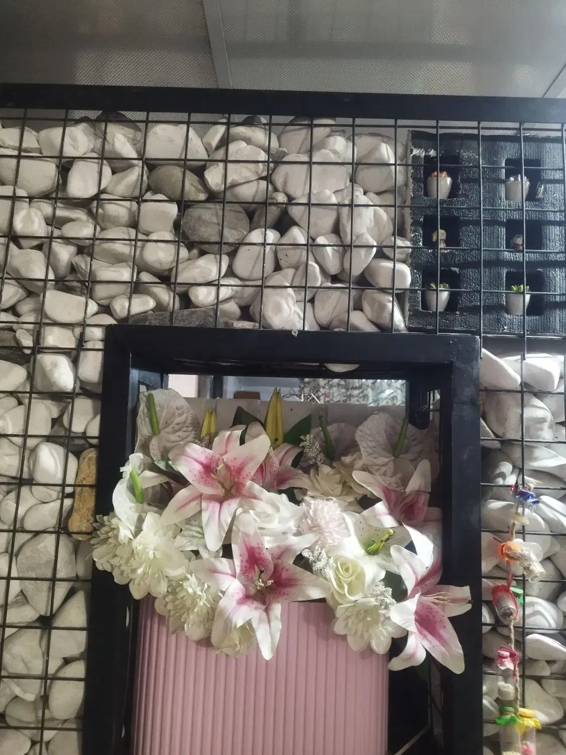 سنگ سفید رودخانه برای تزیینات|صنایع دستی و سایر لوازم تزئینی|نسیم‌شهر, |دیوار