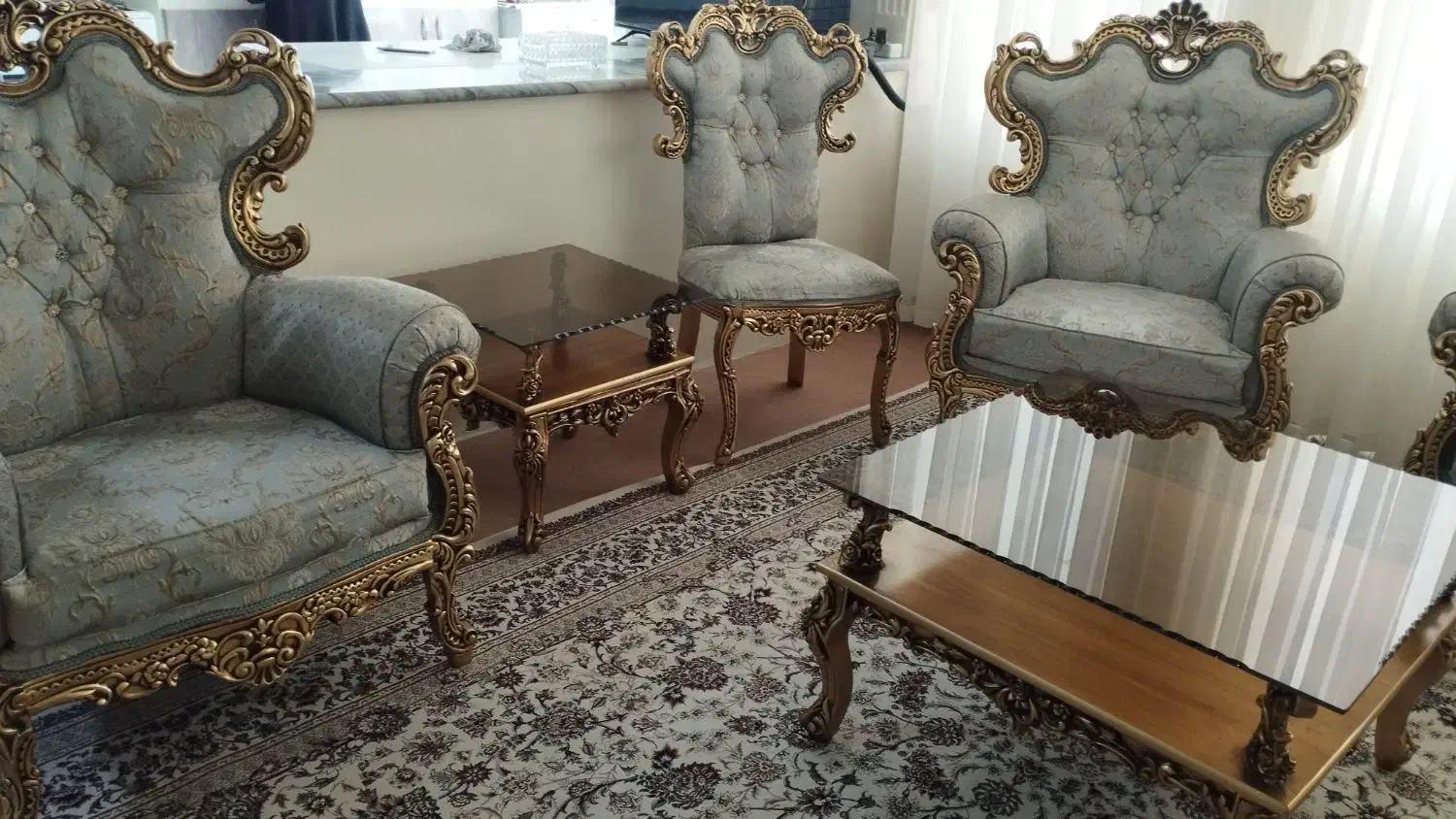 مبل استیل 9نفره همراه با3عددمیز وعسلی. شیک وزیبا|مبلمان خانگی و میز عسلی|کرمانشاه, |دیوار