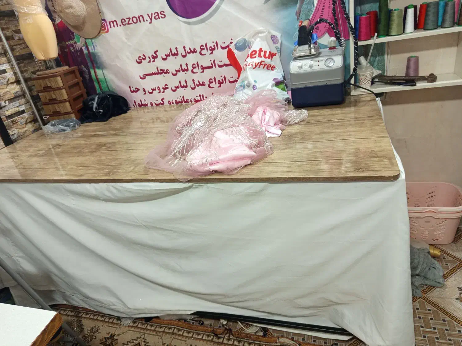 میز برش  خیاطی|لوازم خیاطی و بافتنی|ارومیه, |دیوار