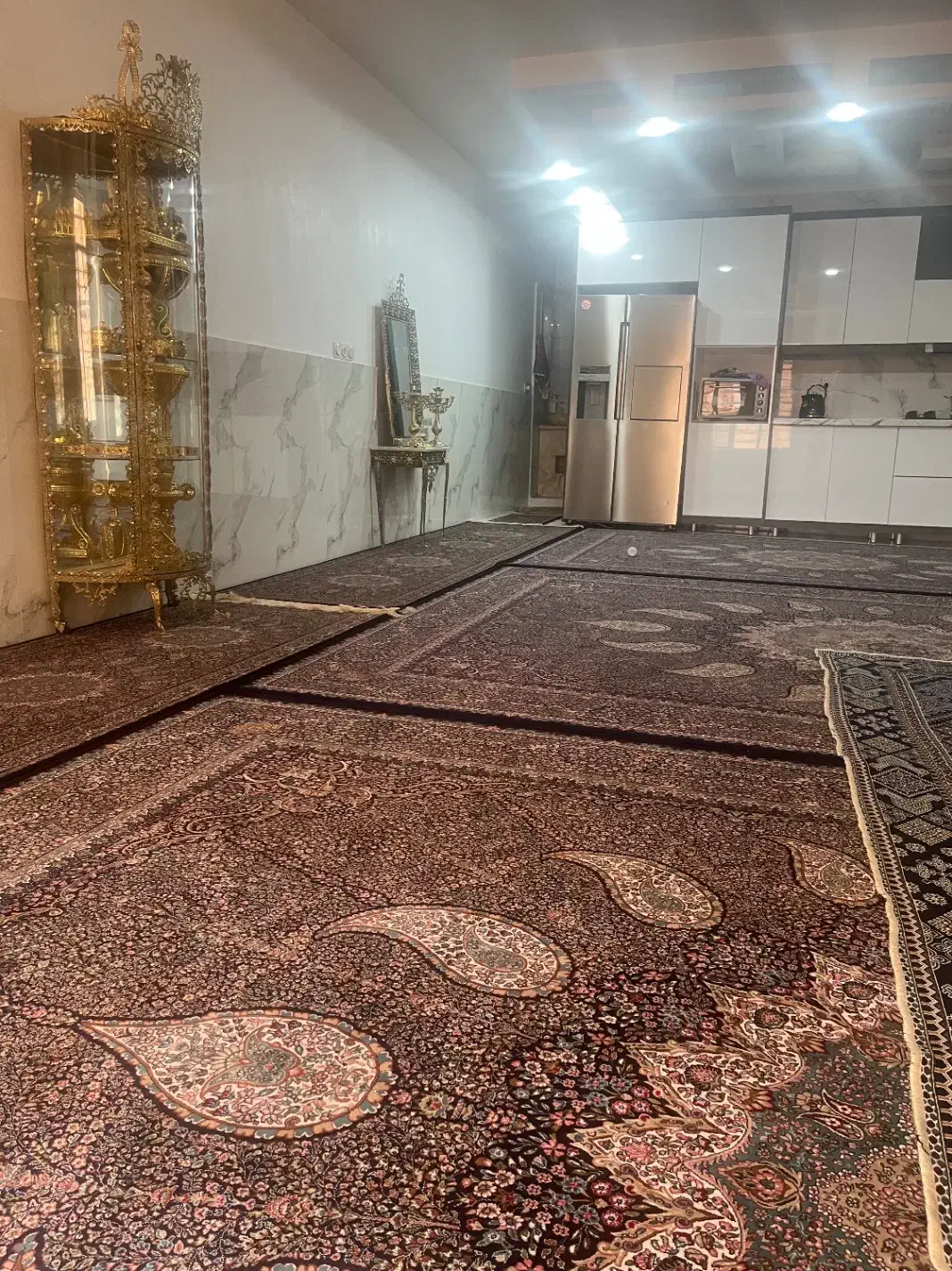 اجاره منزل مبله تروتمیز|اجارهٔ کوتاه‌مدت آپارتمان و سوئیت|سیرجان, |دیوار