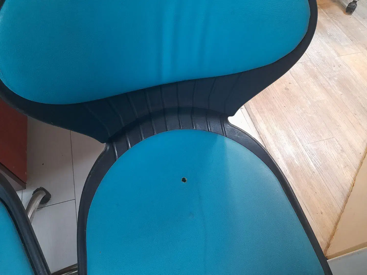 صندلی چرخ دار|صندلی و نیمکت|تهران, سهروردی|دیوار