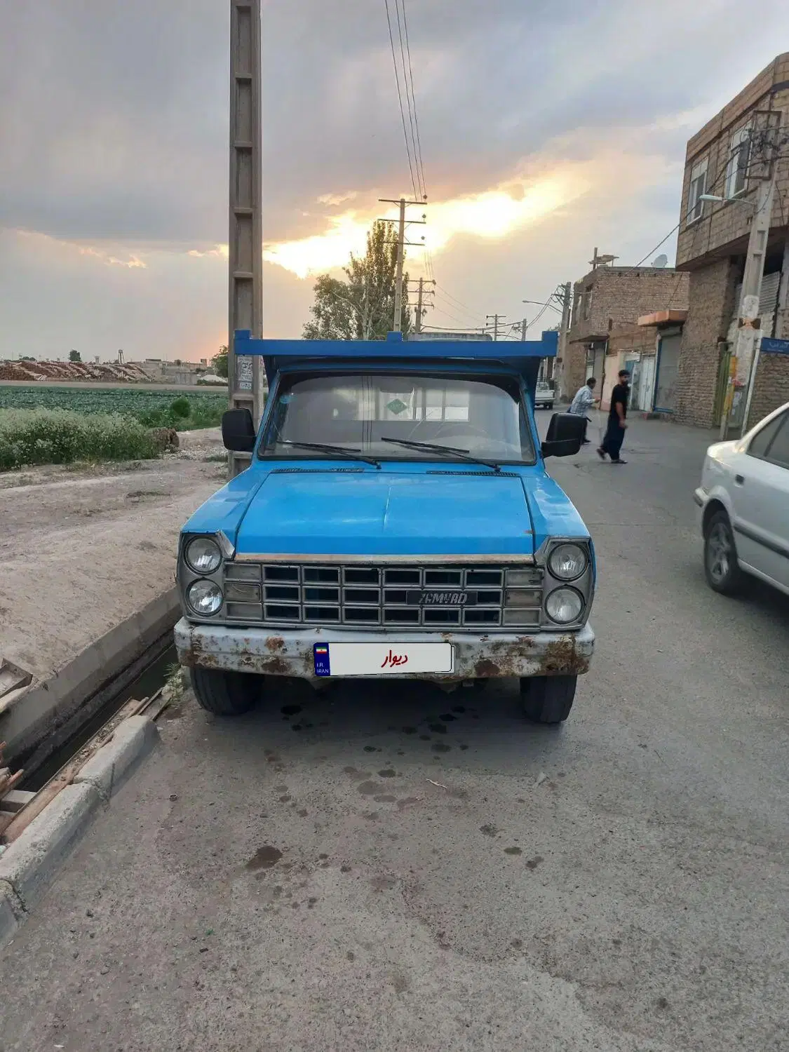 نیسان|خودرو سواری و وانت|کرج, آق تپه|دیوار