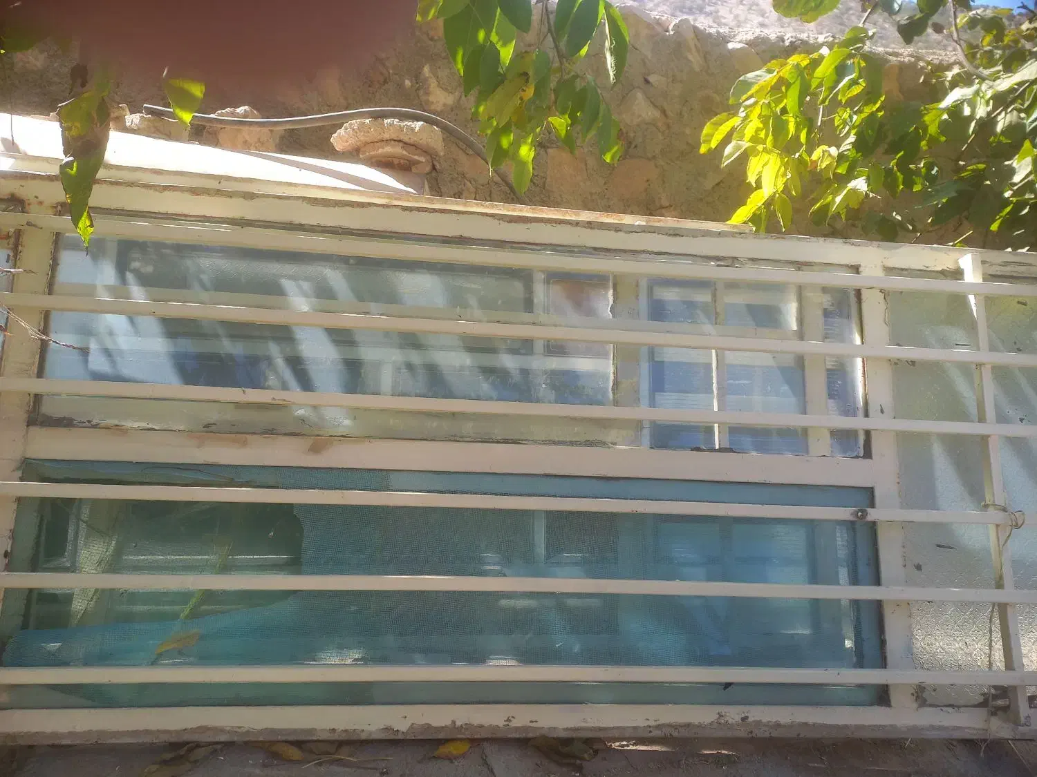 ۳عددپنجره آهنی|مصالح و تجهیزات ساختمان|گوآور, |دیوار