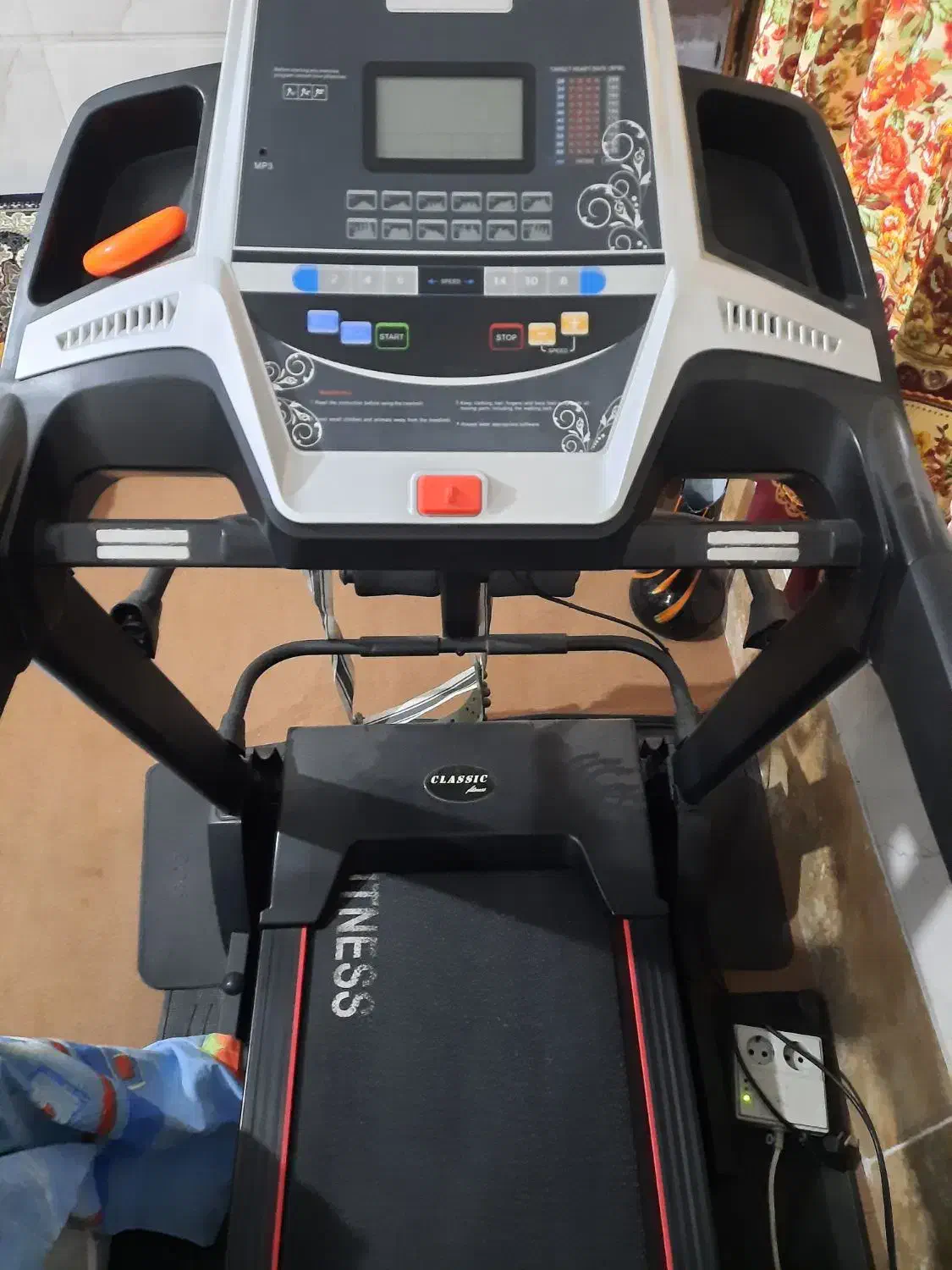 تردمیل حرفه ای کلاسیک فیتنس|تجهیزات ورزشی|گرگان, |دیوار