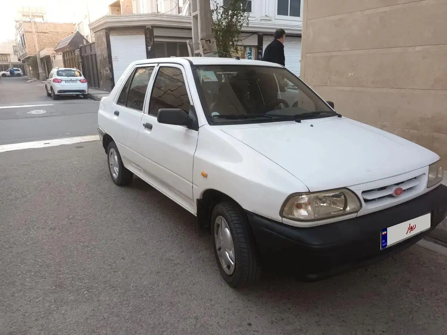 پراید مدل ۹۸|خودرو سواری و وانت|قم, طلاب غیر ایرانی|دیوار