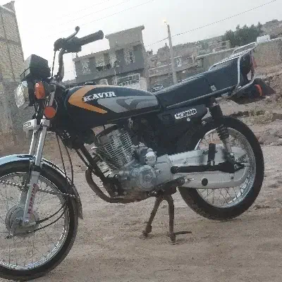 125|موتورسیکلت|شیراز, بید زرد|دیوار