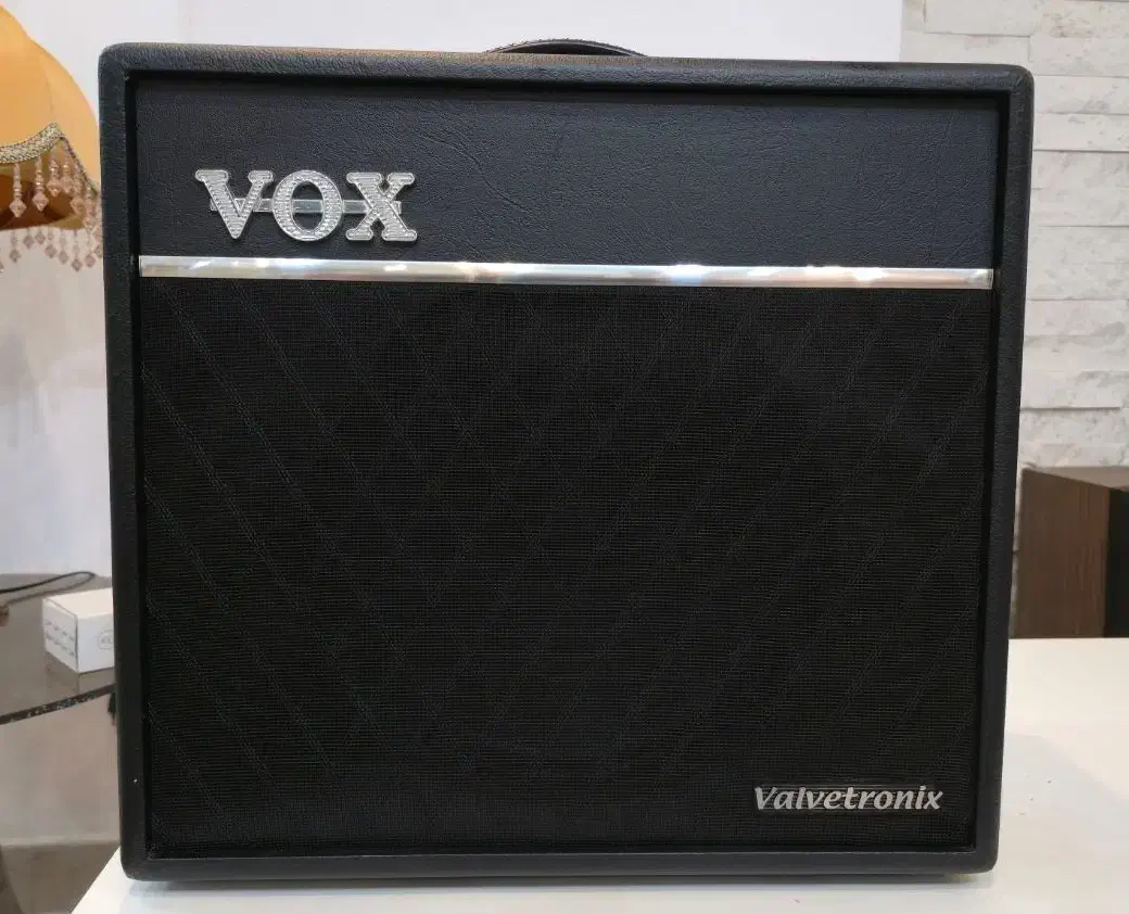 آمپلیفایر گیتار الکتریک Vox valvetronix vt80 plus|گیتار، بیس، امپلیفایر|بندر انزلی, پاسداران|دیوار