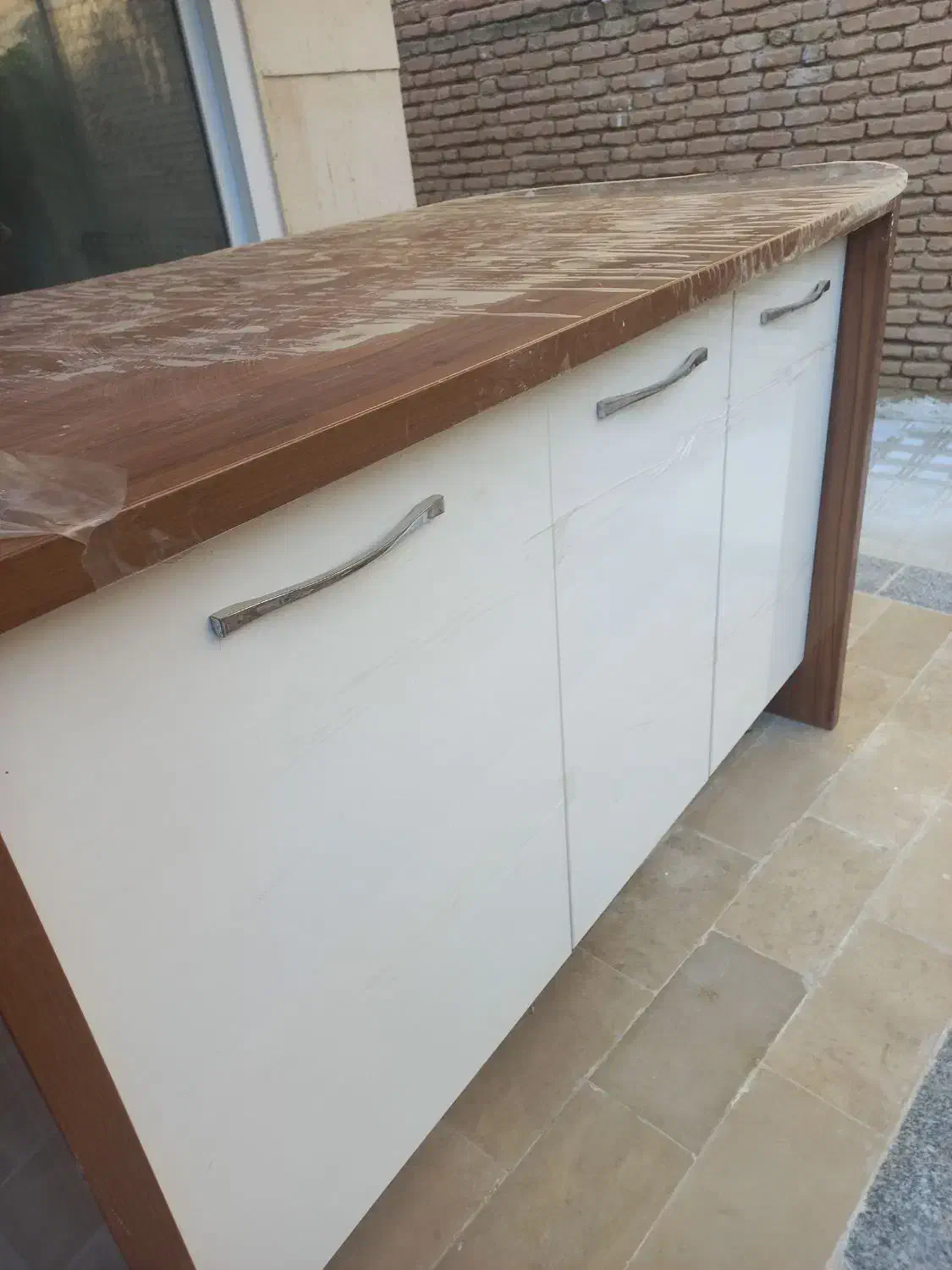 میز|مبلمان اداری|بجنورد, |دیوار