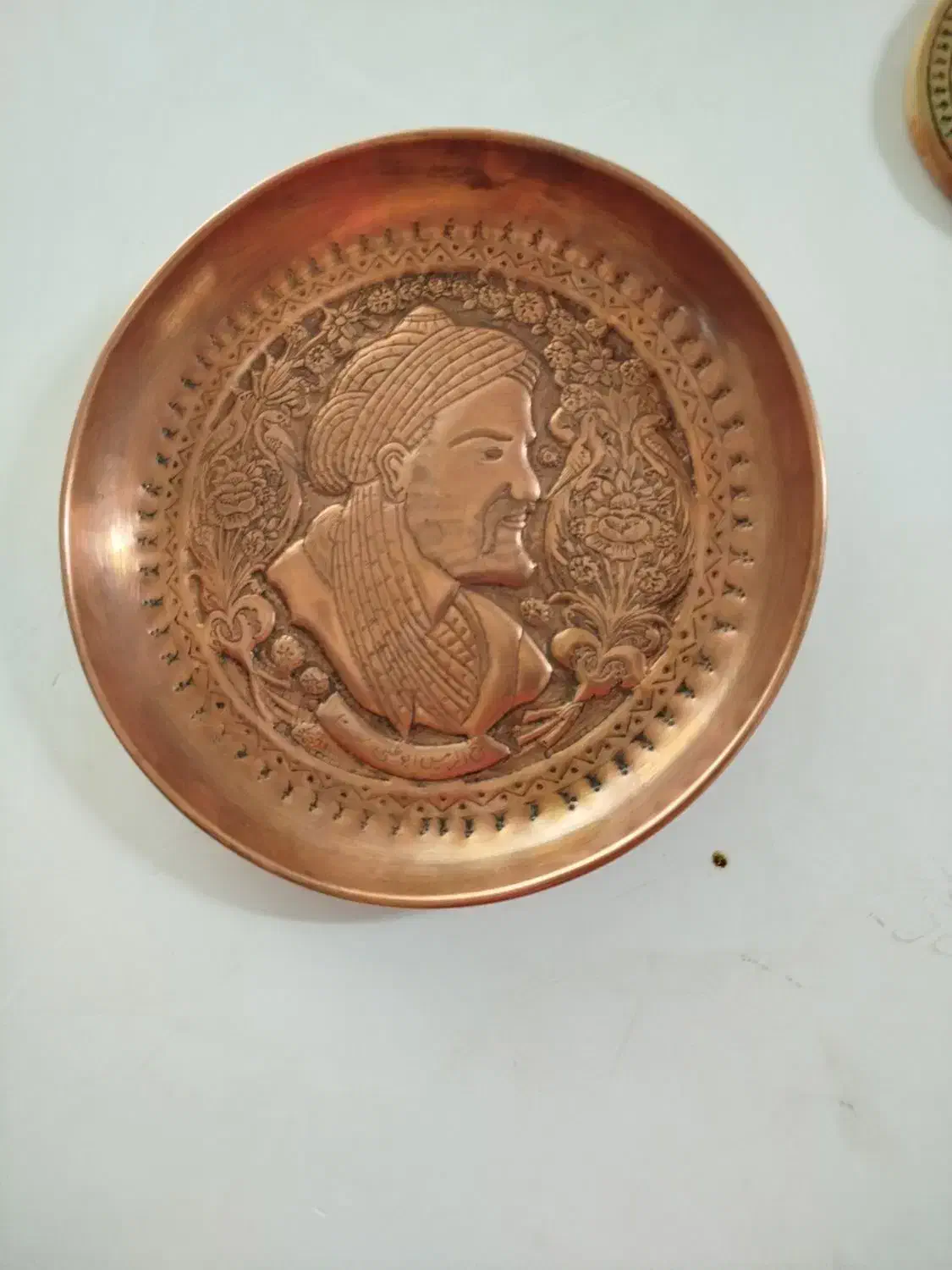 ظرف مسی قلم کاری عتیقه|کلکسیون اشیاء عتیقه|بروجرد, |دیوار