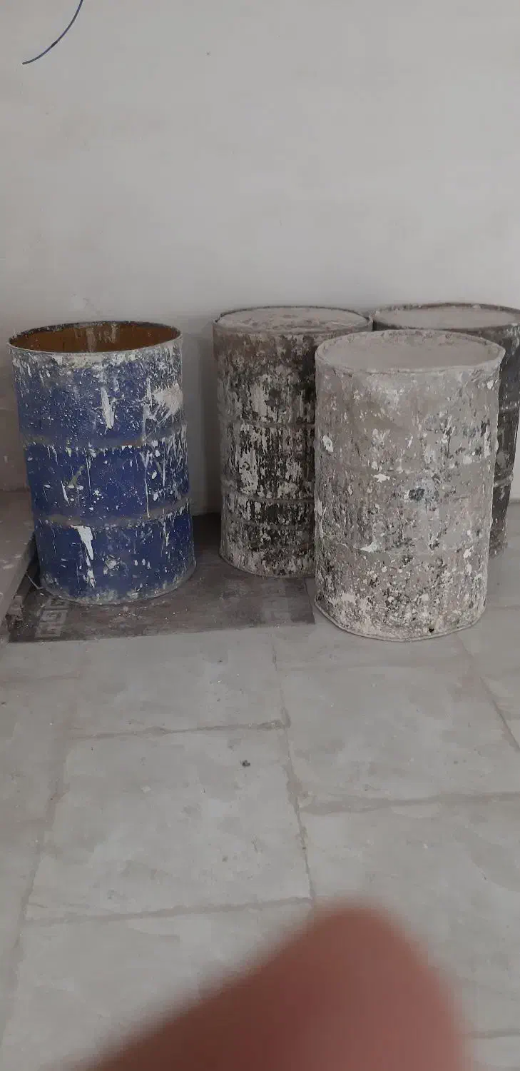 فروش ۴ عدد بشکه بنایی سالم .چهار راه طالقانی|مصالح و تجهیزات ساختمان|کرج, برغان|دیوار