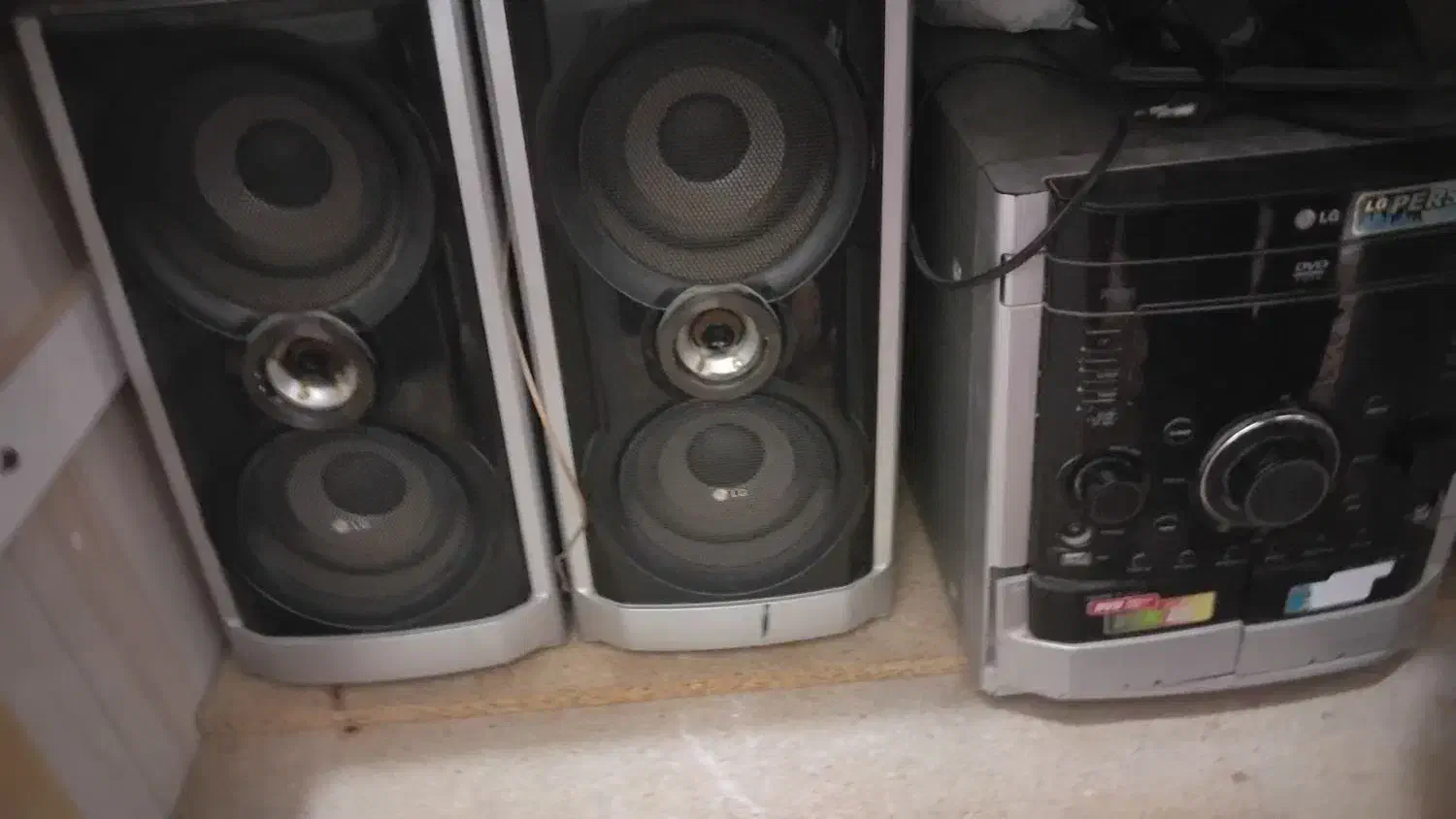 ضبط صوت|صوتی و تصویری|تربت جام, جامی|دیوار