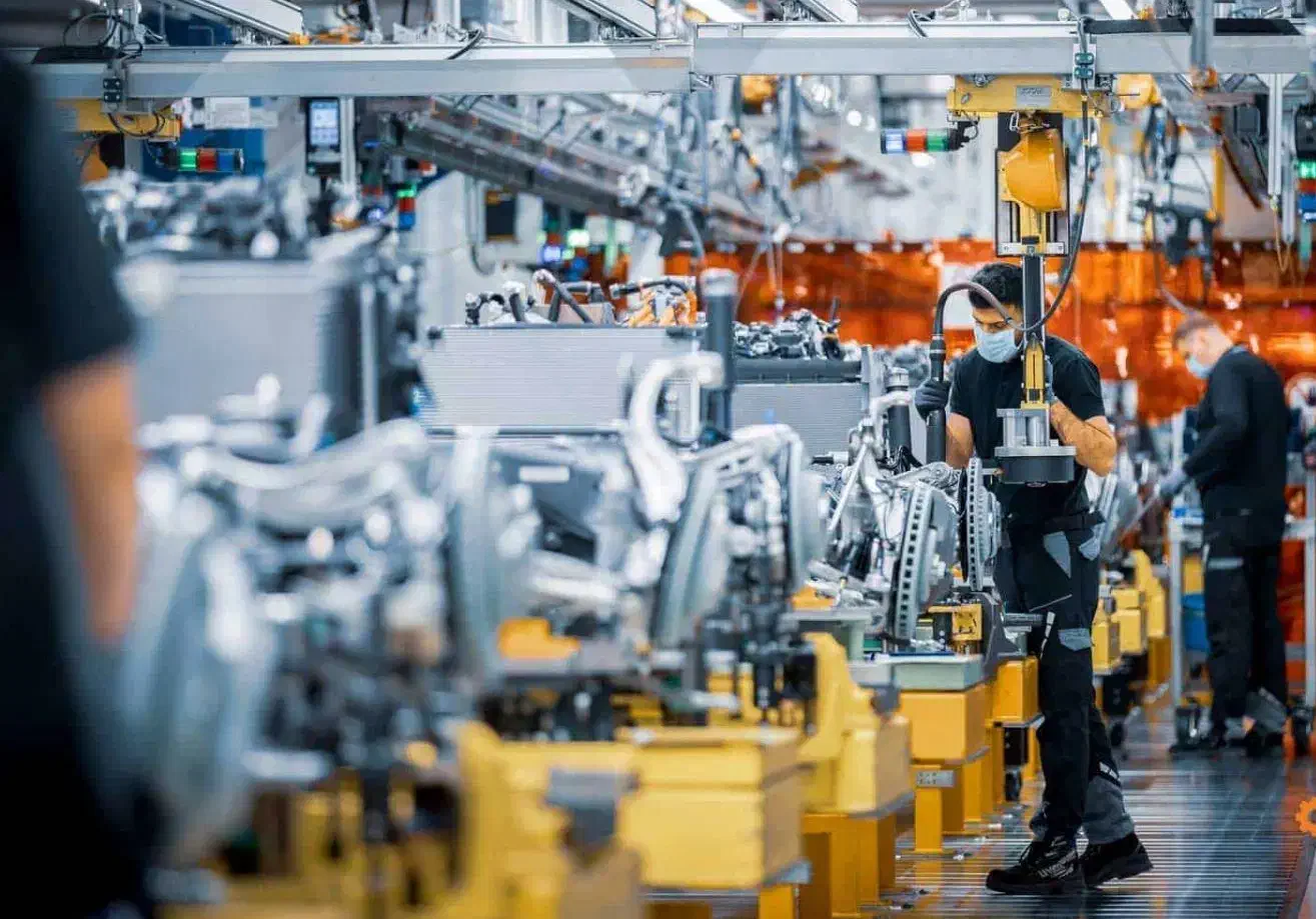 کارخانه تولید و مونتاژ لوازم تحریر|استخدام صنعتی، فنی، مهندسی|رشت, کوی مهر|دیوار