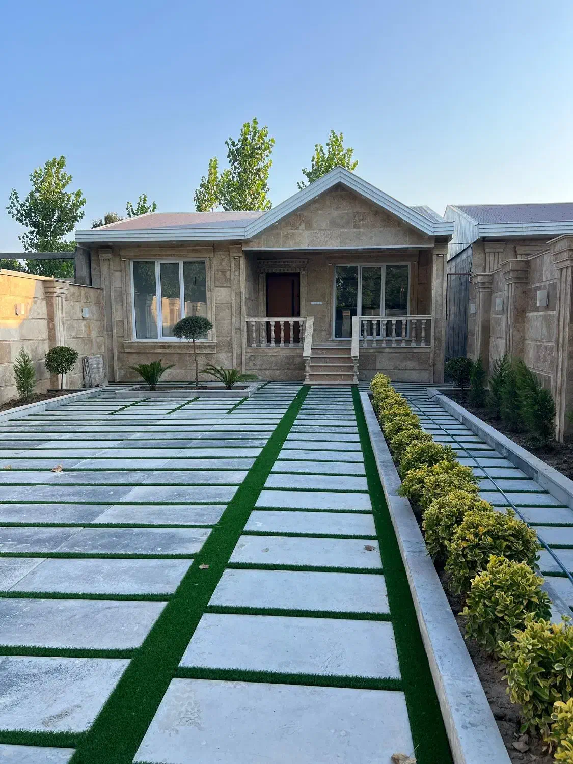 ویلا رومی ۳۲۰ متری در خشکبیجار زیباکنار|فروش خانه و ویلا|رشت, دیلمان|دیوار