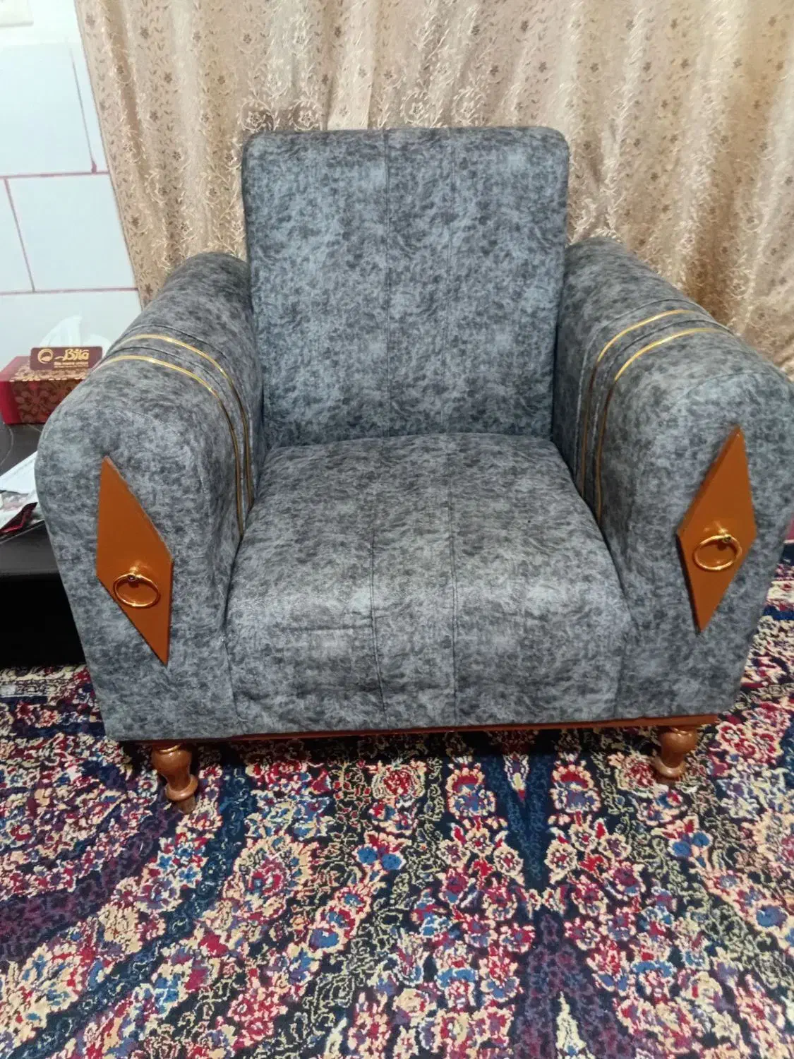 مبل|مبلمان خانگی و میز عسلی|گلباف, |دیوار