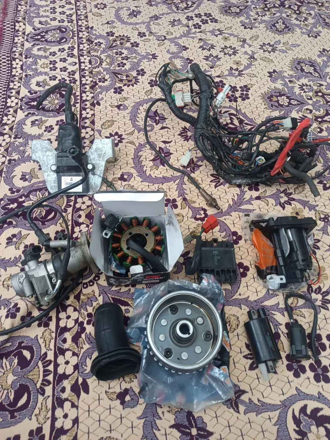 لوازم موتور سیکلت انژکتور نیکتاز|قطعات یدکی و لوازم جانبی|تبریز, |دیوار