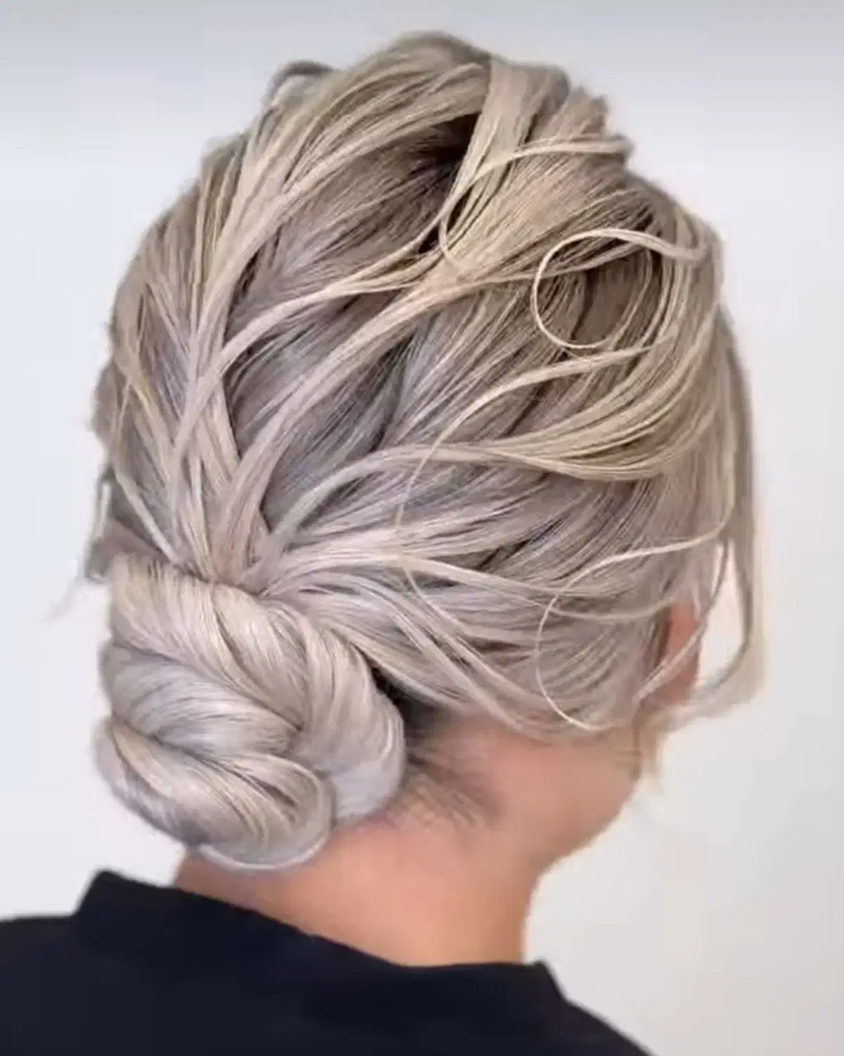 میکاپ و شینیون|خدمات آرایشگری و زیبایی|تنکابن, |دیوار