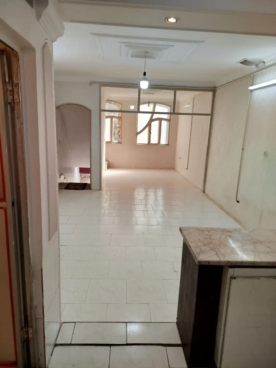 ویلایی 3 طبقه حاشیه خیابان|فروش خانه و ویلا|مشهد, وحید|دیوار