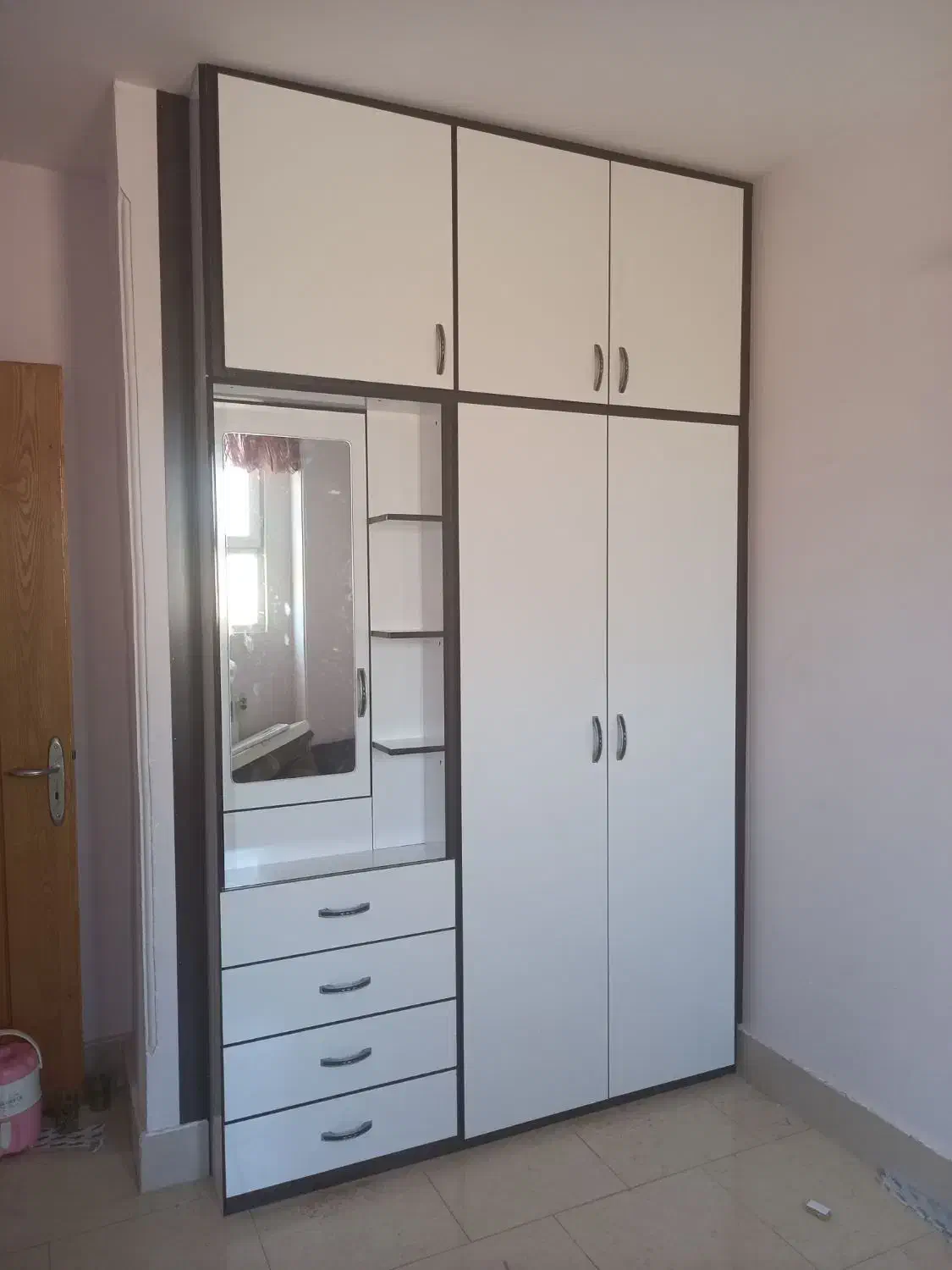 نصب انواع کمدهای دیواری در شهرضا دهاقان منظریه|جاکفشی، کمد، دراور|شهرضا, |دیوار