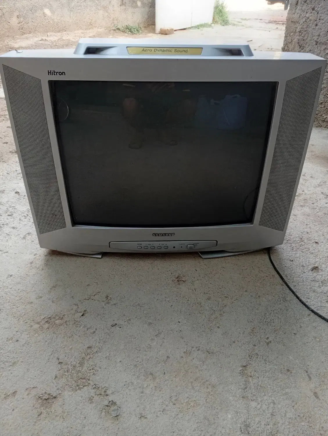 تلوزیون در حد نوی|تلویزیون و پروژکتور|بجنورد, |دیوار