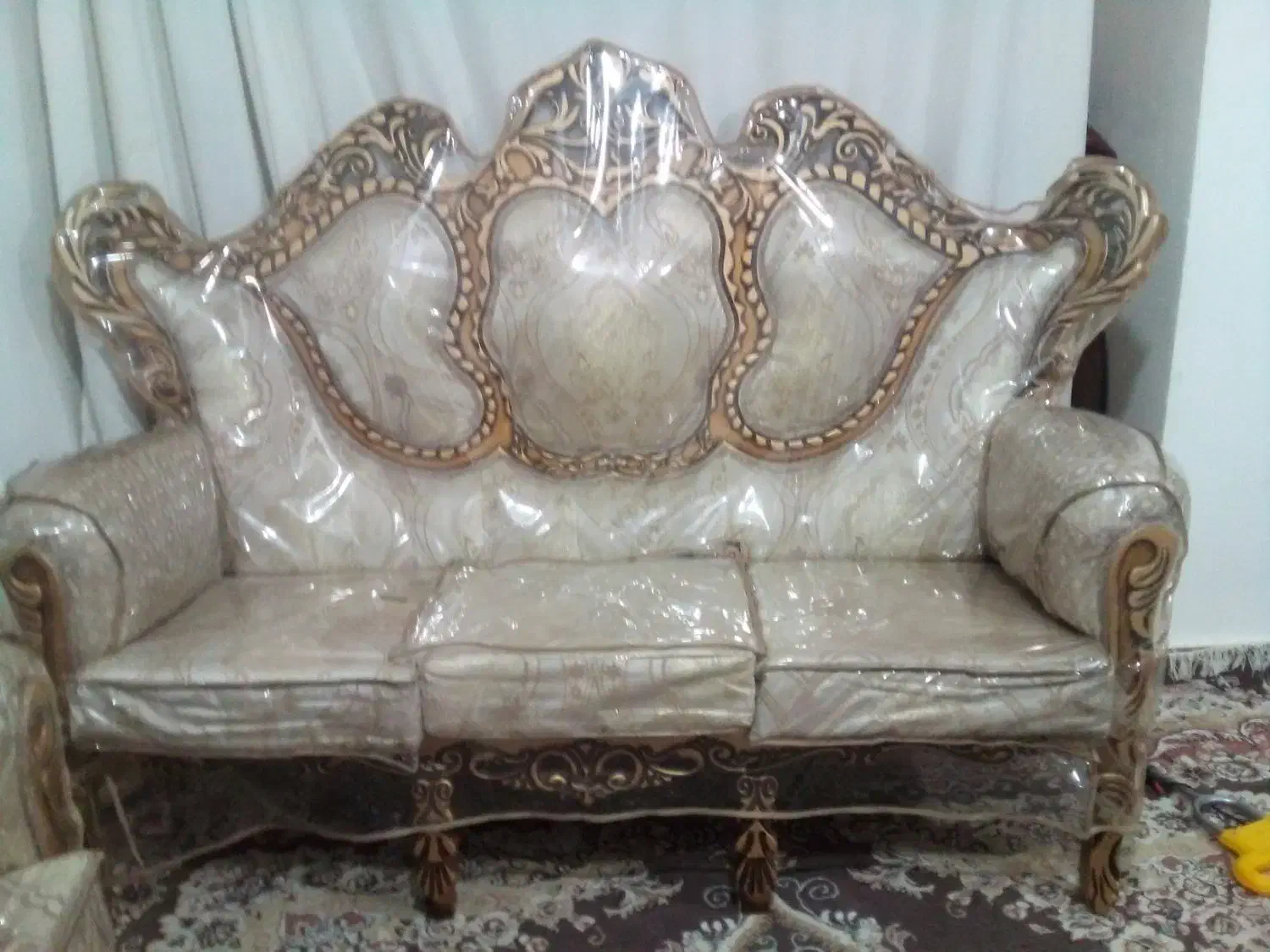 مبل سلطنتی|مبلمان خانگی و میز عسلی|خرم‌آباد, |دیوار