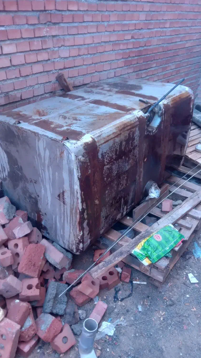 باگ گازوئل|ابزارآلات|نقده, |دیوار