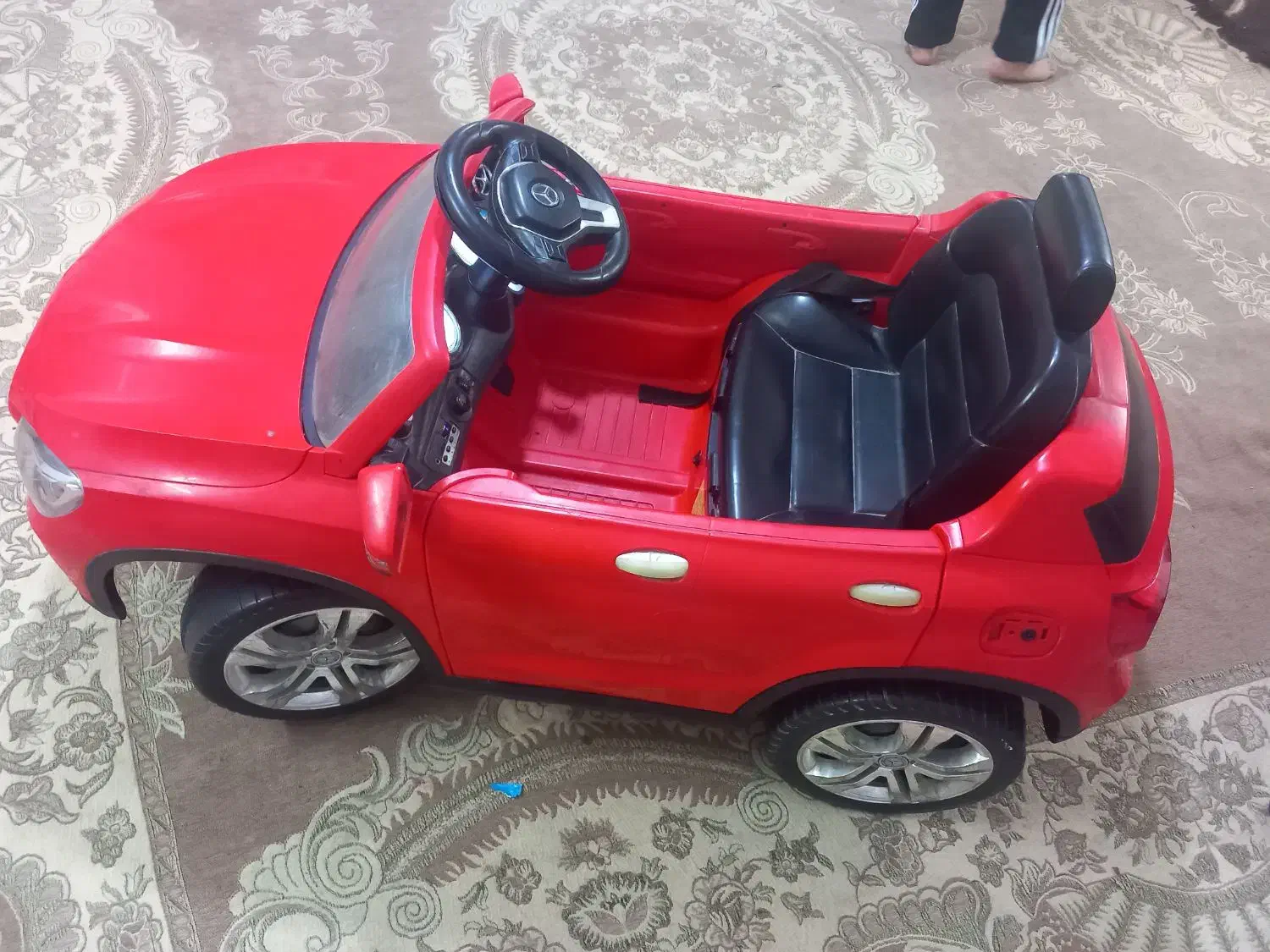 ماشین شارژی سالم وتمیز|اسباب‌‌بازی|خمینی‌شهر, |دیوار