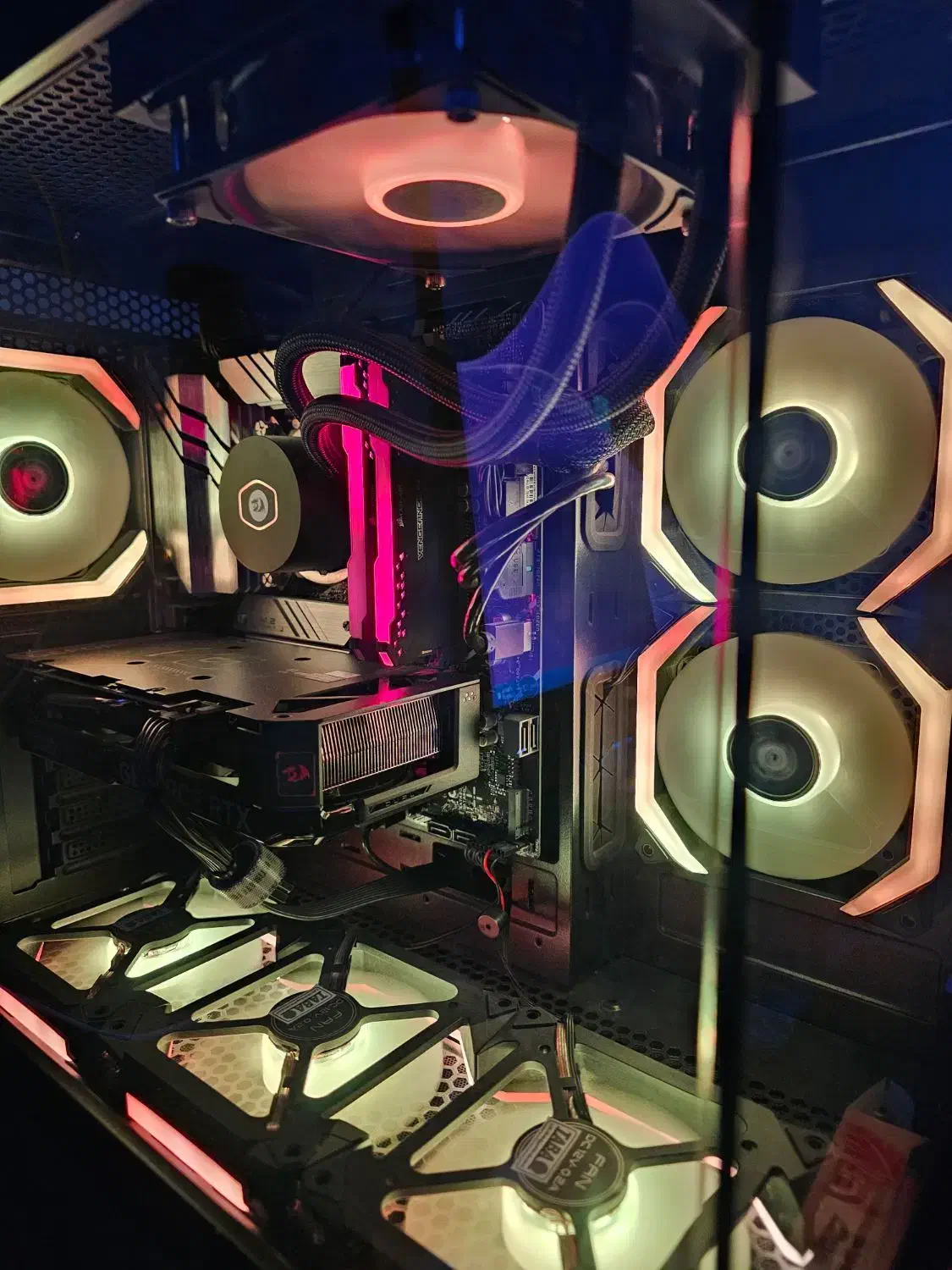 کیس گیمینگ سیستم i512400/4060 /1tra//32g ram|رایانه رومیزی|یزد, |دیوار