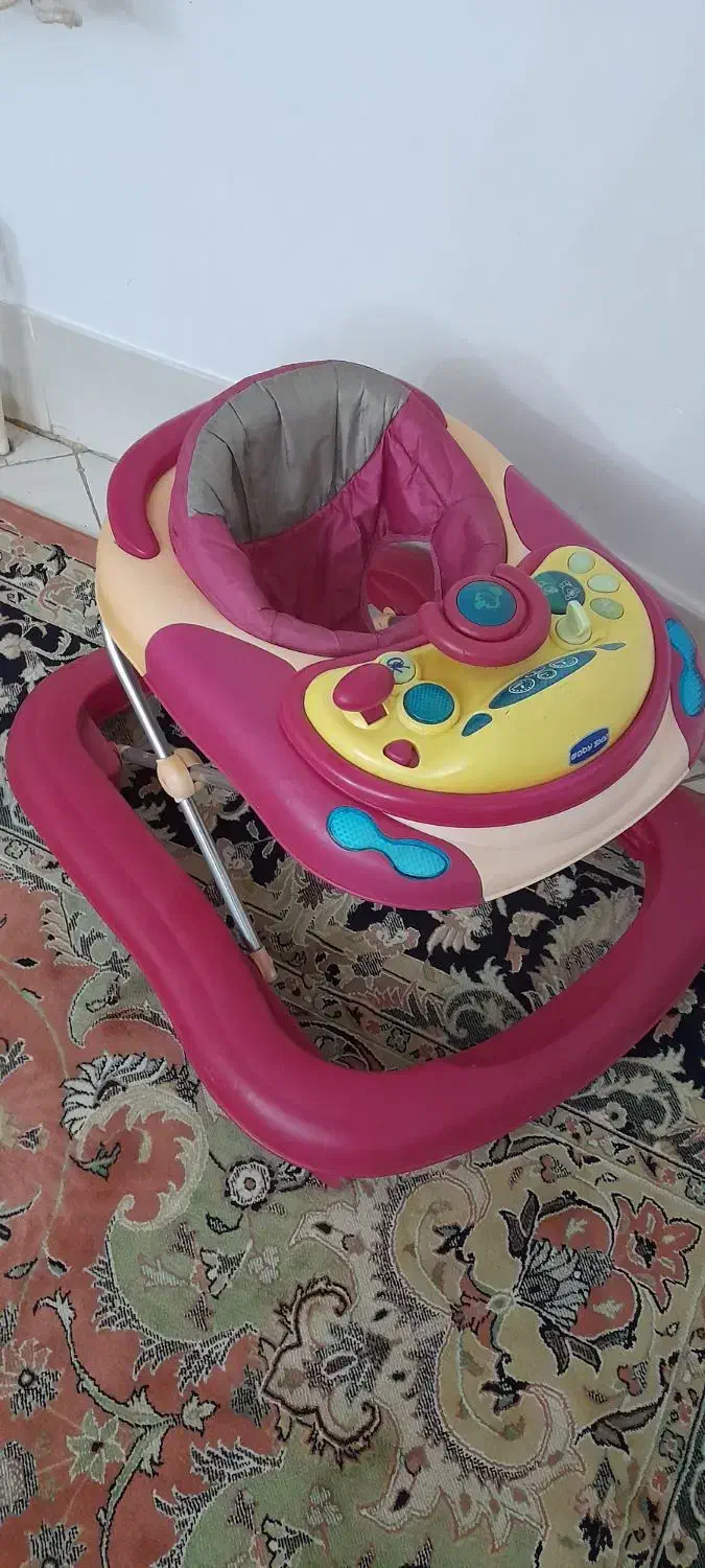 روروئک|اسباب و اثاث بچه|مهاباد (آذربایجان غربی), |دیوار