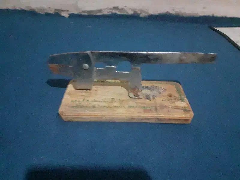 قند شکن وگردوشکن|ظروف پخت‌وپز|خرمشهر, |دیوار