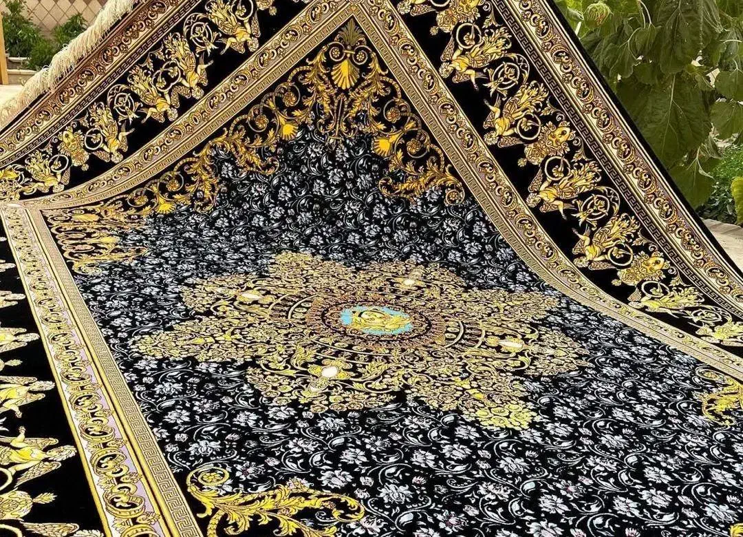 فرش گل یخ/طرح روز و برترسال1404|فرش|شیراز, لاله|دیوار