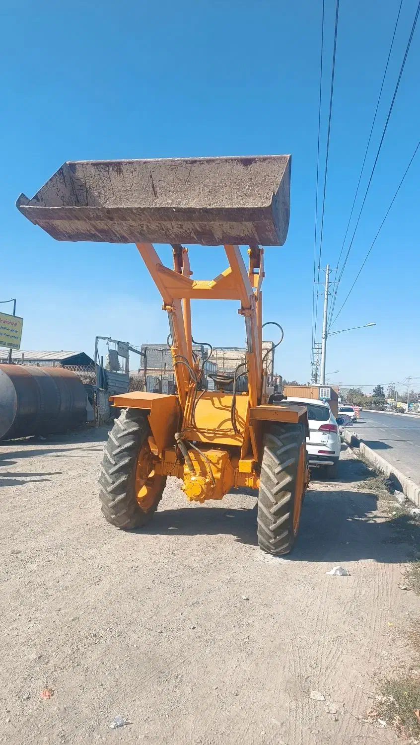 تراکتور رومانی بیل برعکس|خودرو سنگین|مشهد, کاظم آباد|دیوار