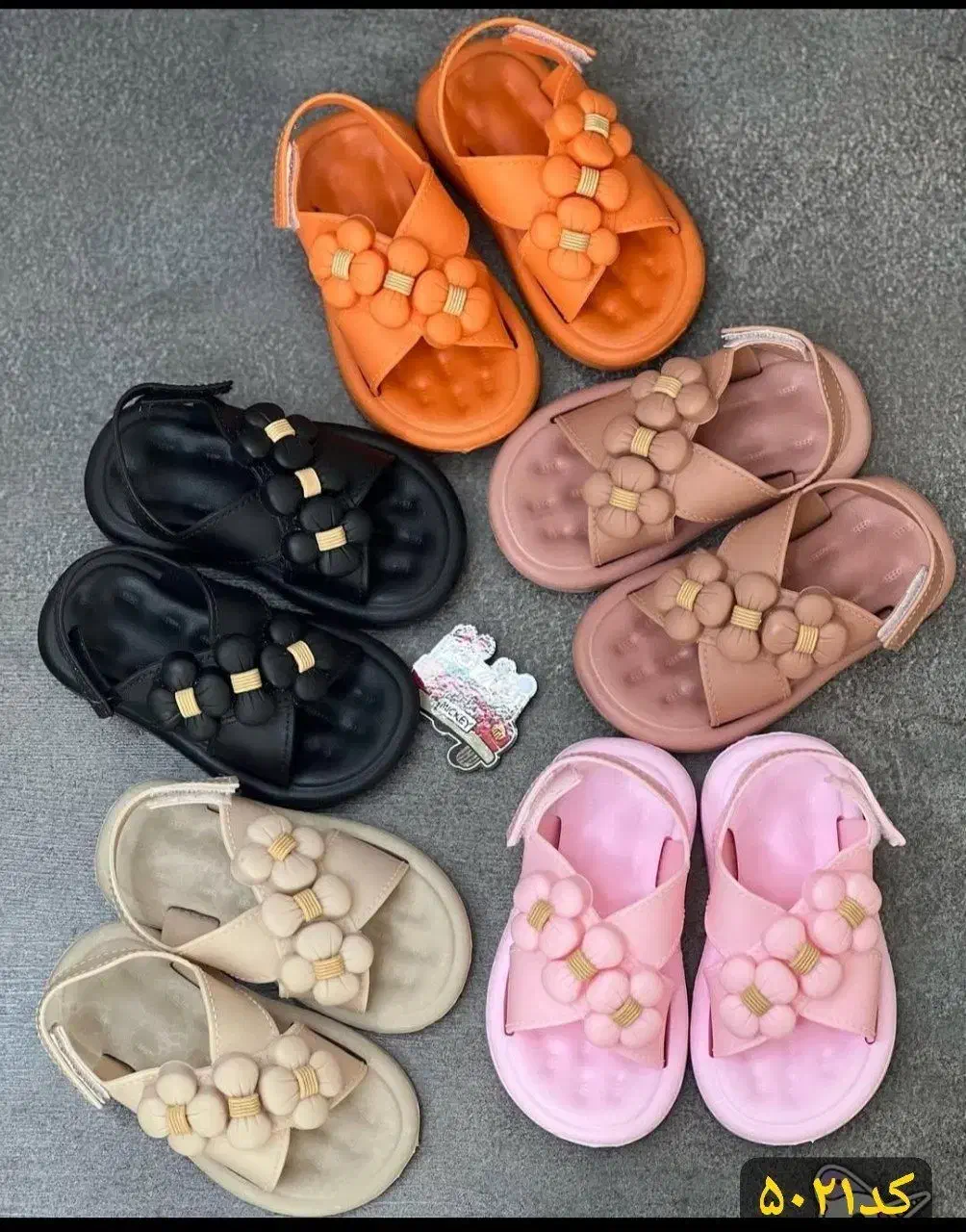 صندل دخترانه مدل دلا عمده کفش کتونی دمپایی|کفش و لباس بچه|تهران, خاوران|دیوار