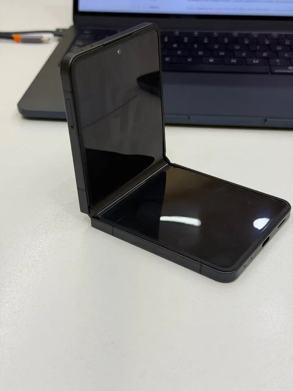 سامسونگ zflip 7 تاشو|موبایل|قم, شهرک قدس|دیوار