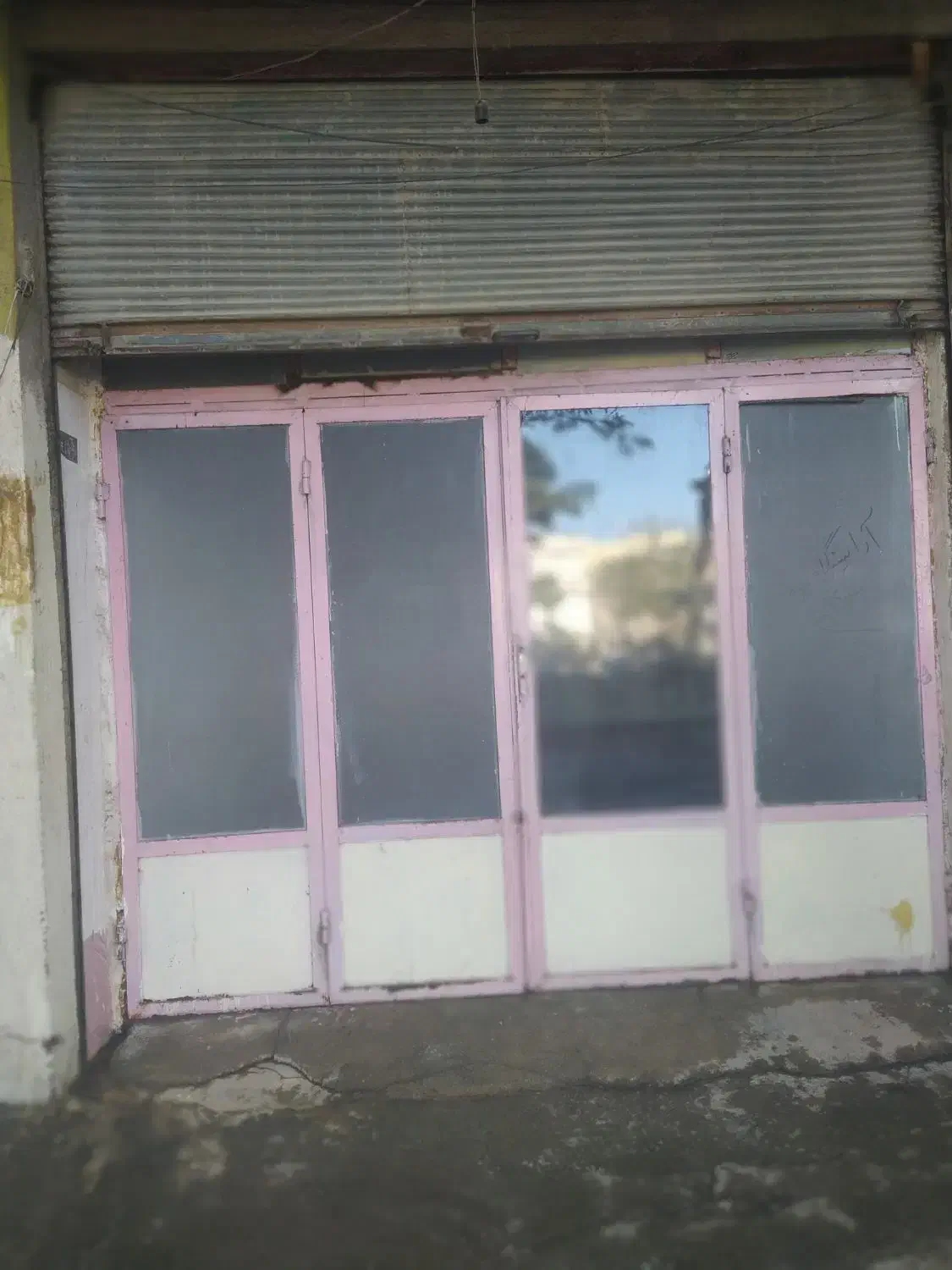 این مغازه در خیابان مروجی جنب مخابرات دیجیتال|اجارهٔ مغازه و غرفه|کوهدشت, |دیوار