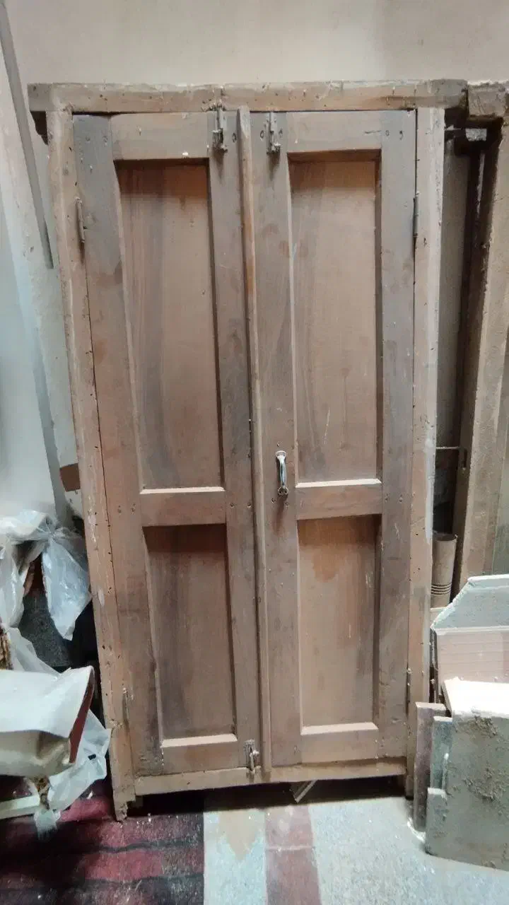 درب وپنجره قدیمی|کلکسیون اشیاء عتیقه|سبزوار, امیر کبیر|دیوار