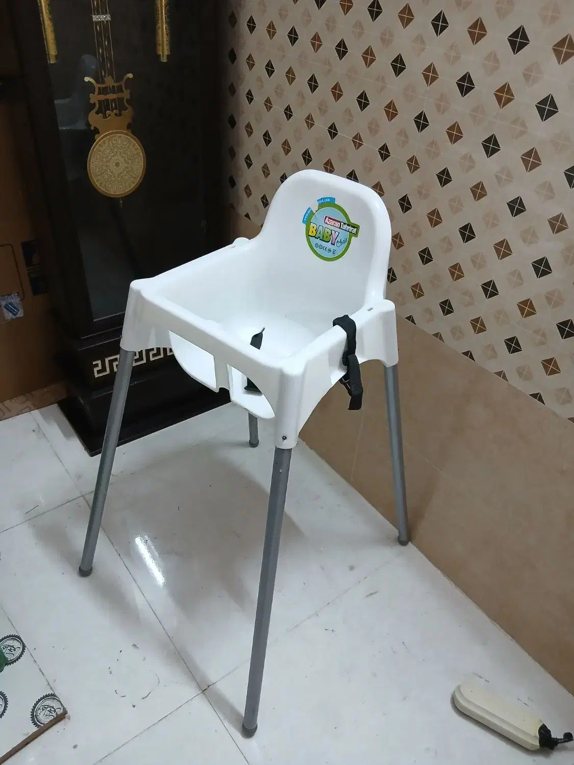 صندلی کودک بزرگ  و صندلی یا توالت فرنگی کوچک|اسباب و اثاث بچه|محمدیه-قزوین, |دیوار