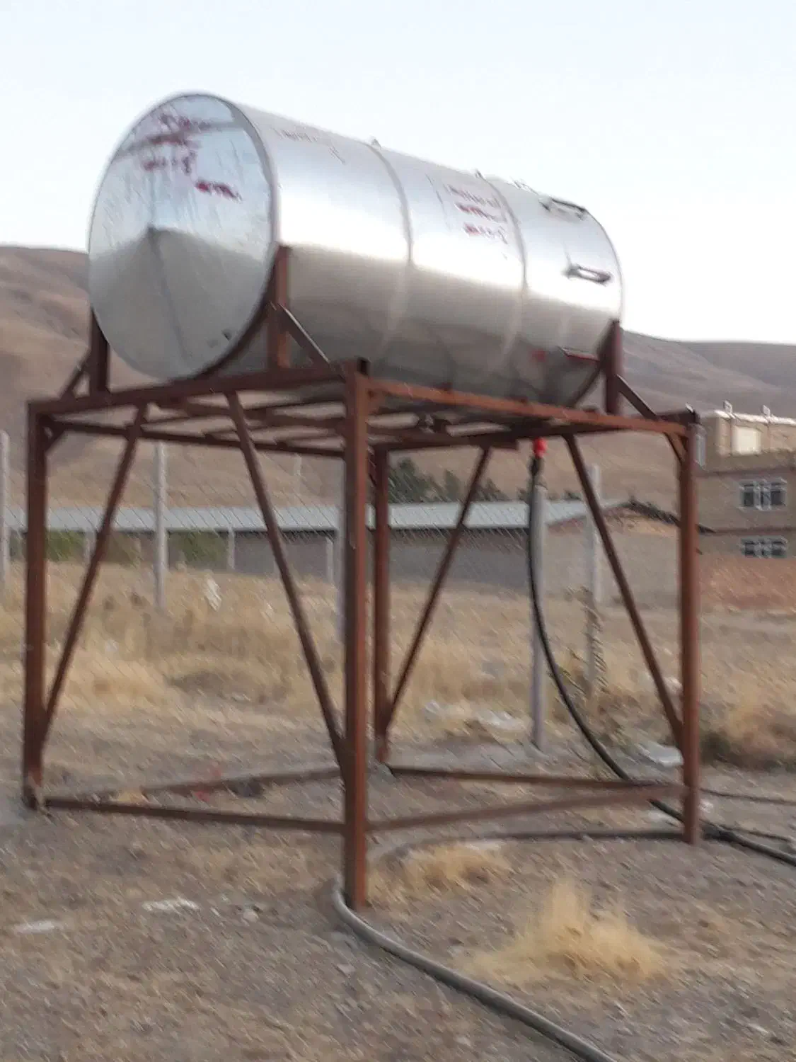 تانکر آب ورق سفید اصفهان|مصالح و تجهیزات ساختمان|کنگاور, |دیوار