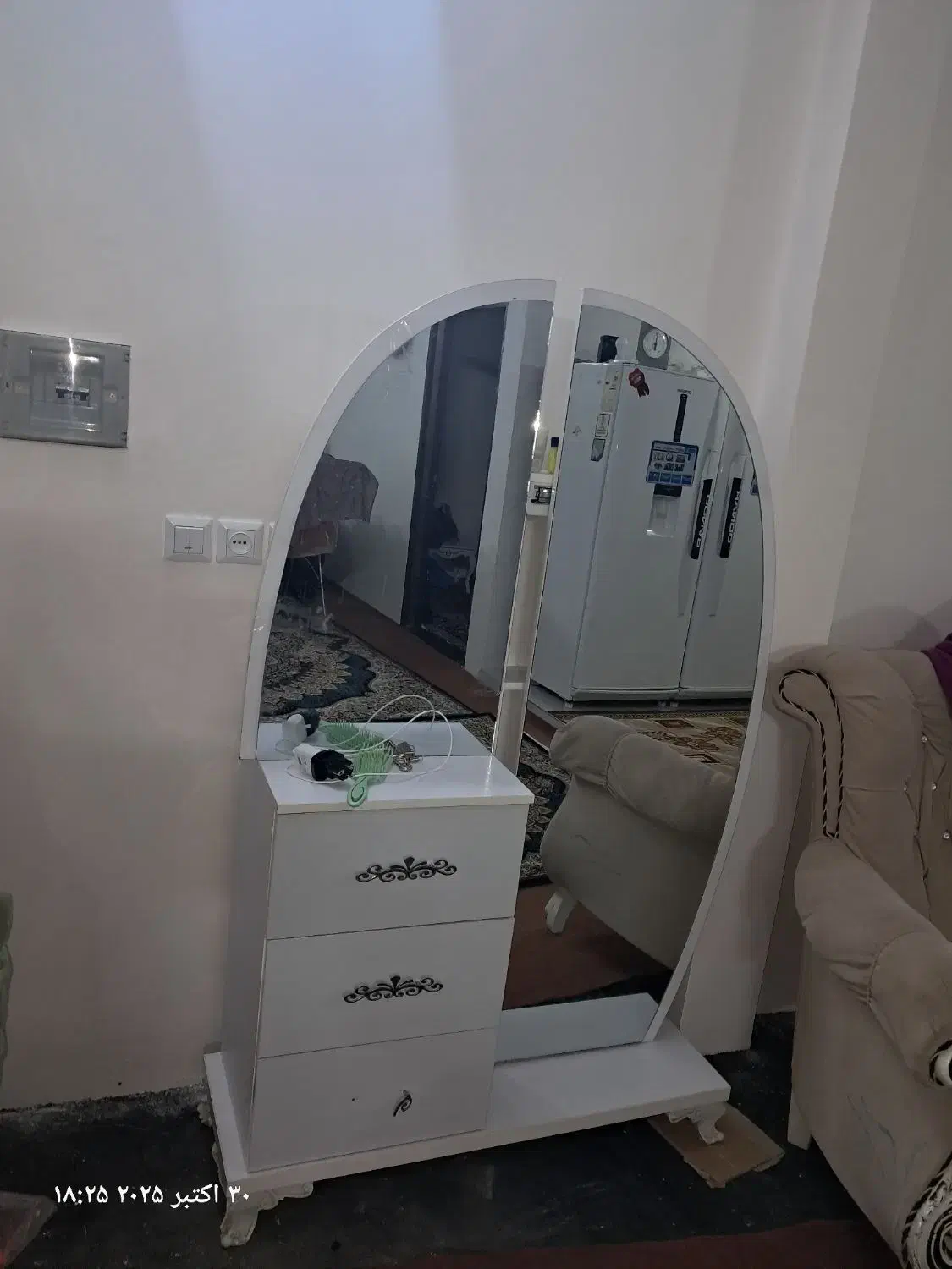 دراور سه کشو|جاکفشی، کمد، دراور|مرند, |دیوار